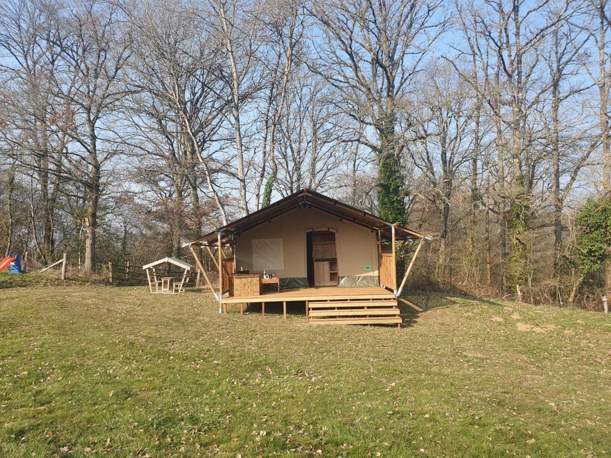 Luxury Safari Tents At Moulin Du Pommier Glamping & Camping Saulgond ภายนอก รูปภาพ