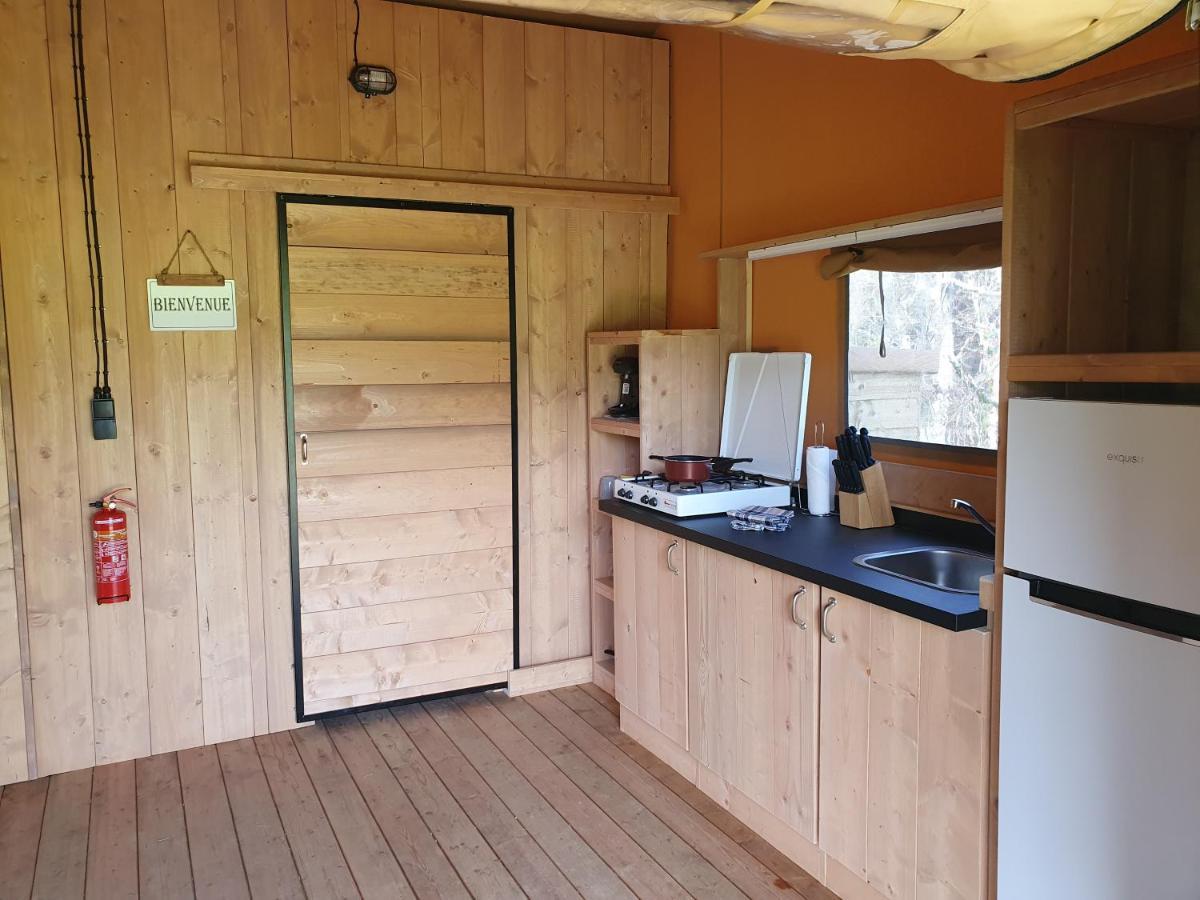 Luxury Safari Tents At Moulin Du Pommier Glamping & Camping Saulgond ภายนอก รูปภาพ