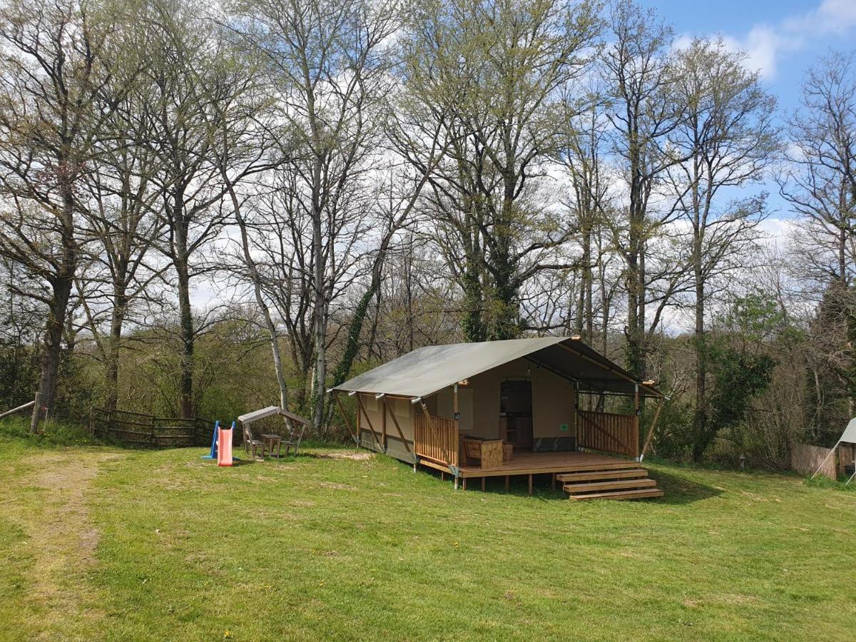 Luxury Safari Tents At Moulin Du Pommier Glamping & Camping Saulgond ภายนอก รูปภาพ