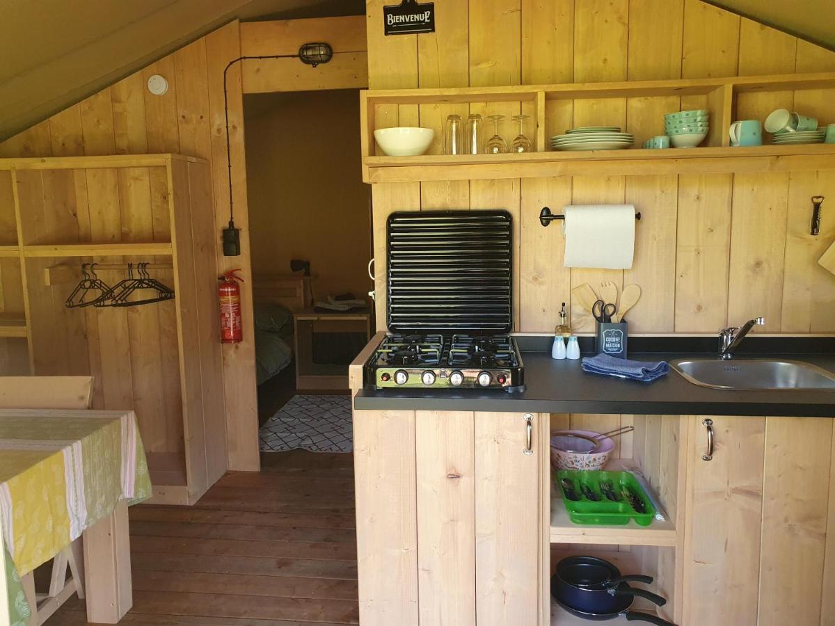 Luxury Safari Tents At Moulin Du Pommier Glamping & Camping Saulgond ภายนอก รูปภาพ