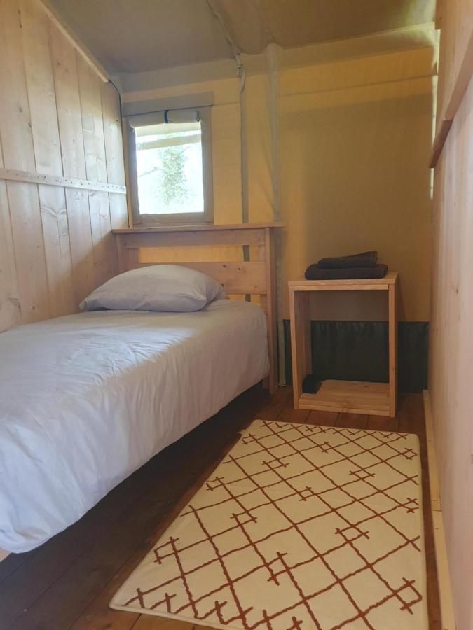 Luxury Safari Tents At Moulin Du Pommier Glamping & Camping Saulgond ภายนอก รูปภาพ