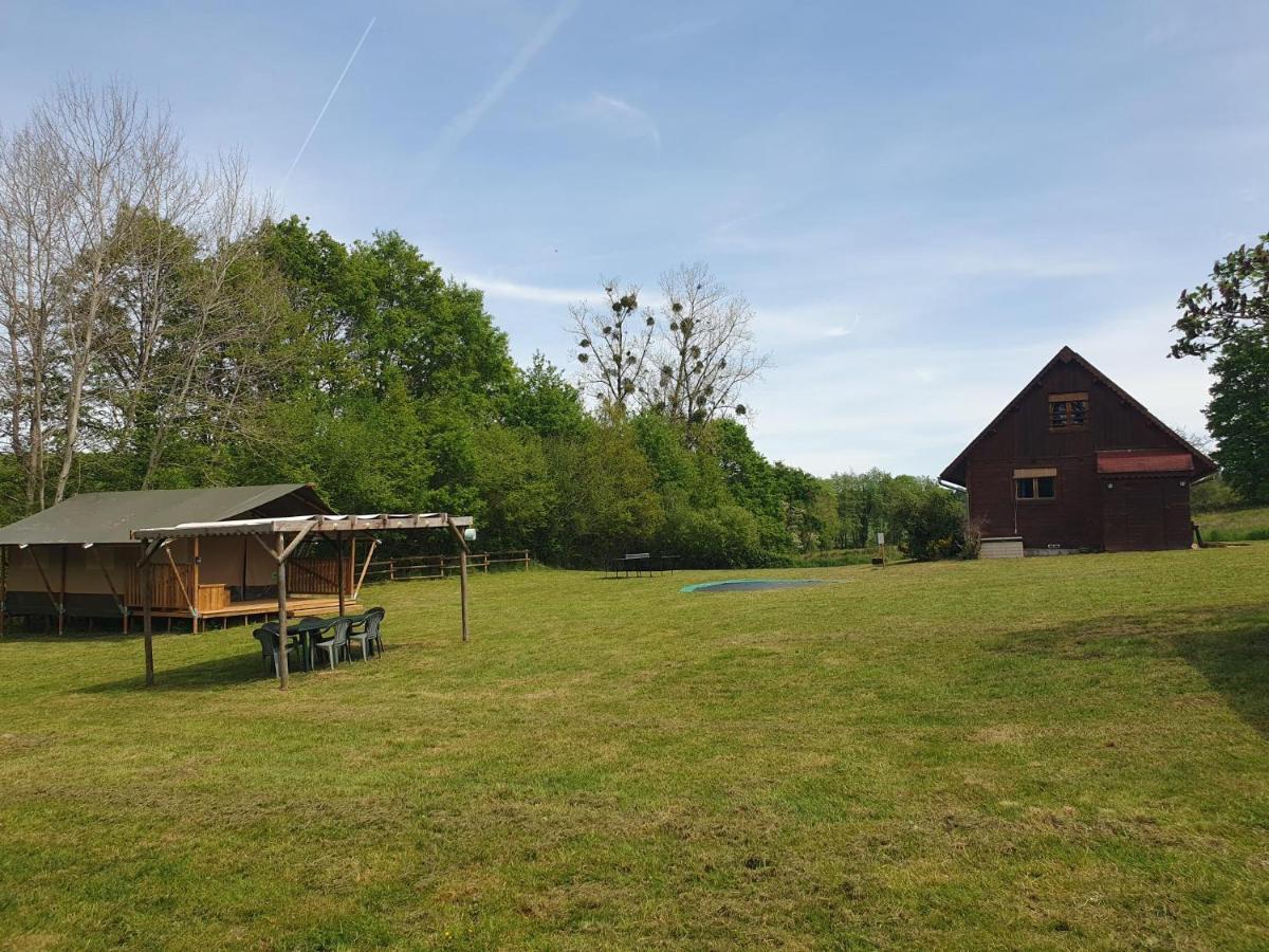 Luxury Safari Tents At Moulin Du Pommier Glamping & Camping Saulgond ภายนอก รูปภาพ